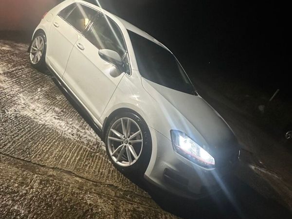 Volkswagen Golf Estate, Diesel, 2014, White