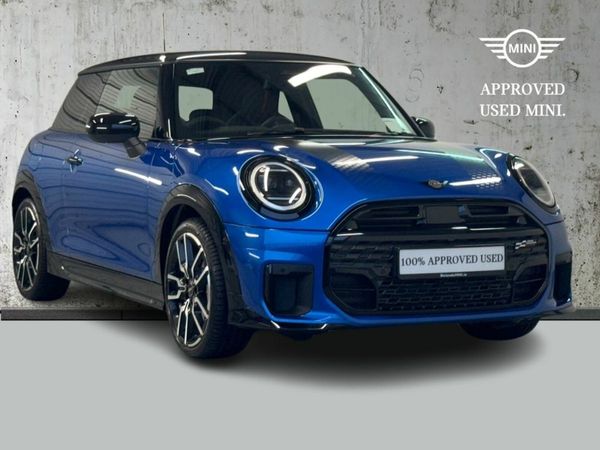 Mini Cooper Hatchback, Petrol, 2025, 