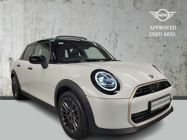 Mini Cooper Hatchback, Petrol, 2025, 