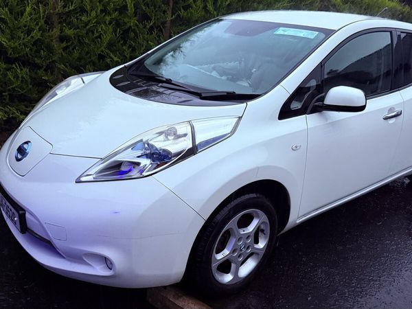 Nissan Leaf Hatchback, Electric, 2011, White