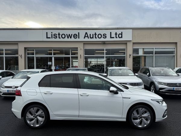 Volkswagen Golf Hatchback, Petrol, 2022, White