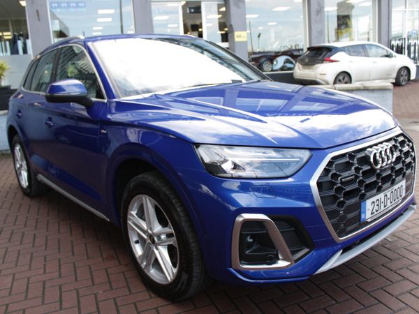 Audi Q5 SUV, Diesel, 2023, Blue