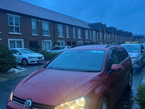 Volkswagen Golf Estate, Diesel, 2014, Red