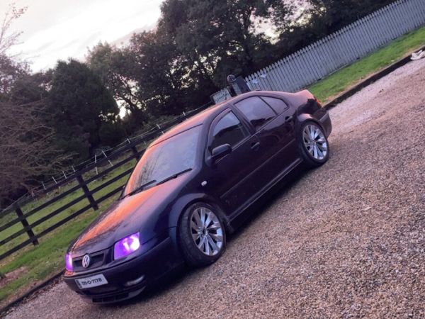 Volkswagen Bora Saloon, Diesel, 2005, Black