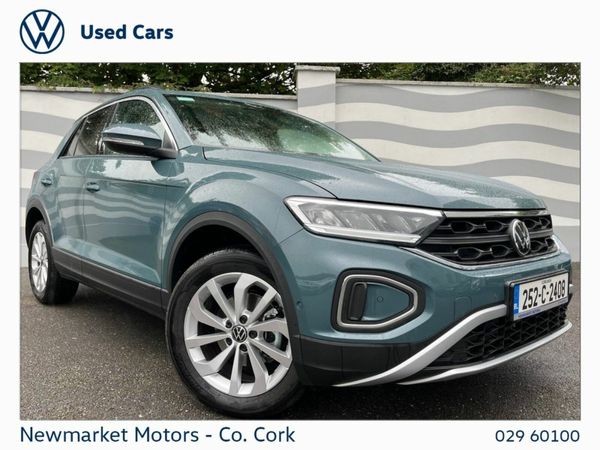 Volkswagen T-Roc SUV, Diesel, 2025, Blue