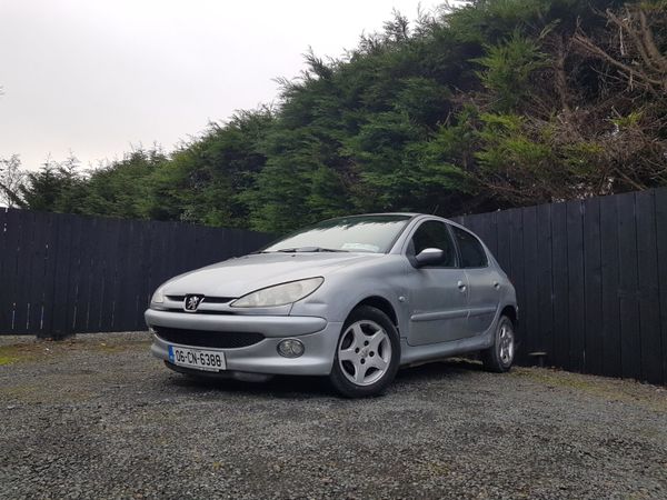 Peugeot 206 Hatchback, Diesel, 2006, Silver