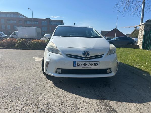 Toyota Prius MPV, Petrol Hybrid, 2013, White