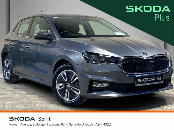 Skoda Fabia Hatchback, Petrol, 2022, Grey