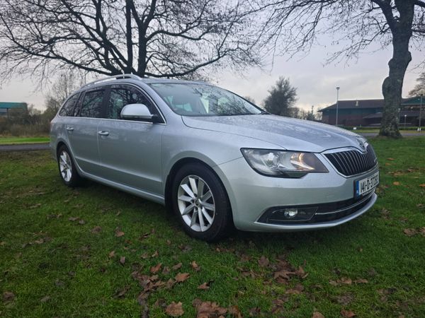 Skoda Superb Estate, Diesel, 2014, Silver