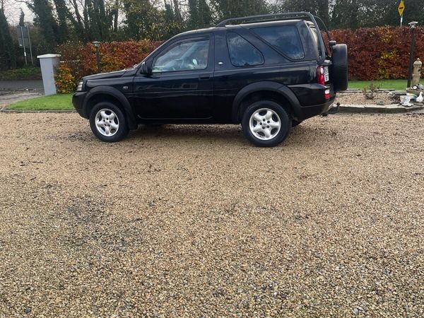 Land Rover Freelander SUV, Diesel, 2006, Black