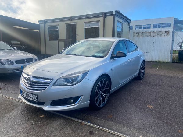 Opel Insignia Hatchback, Petrol, 2015, Silver