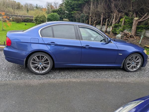 BMW 3-Series Saloon, Diesel, 2010, Blue