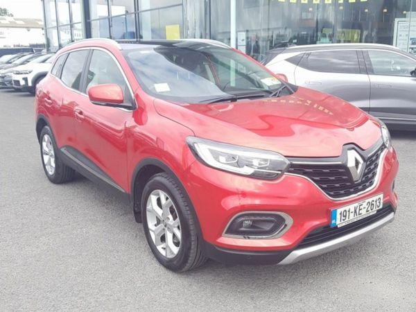 Renault Kadjar SUV, Petrol, 2019, Red