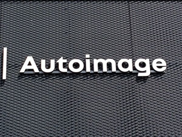 Dacia Duster SUV, Petrol Hybrid, 2025, Grey