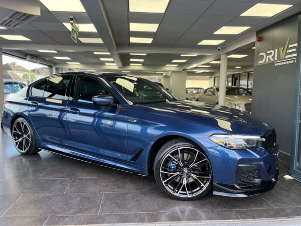 BMW 5-Series Saloon, Petrol Hybrid, 2023, Blue