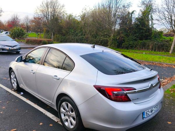 Vauxhall Insignia Hatchback, Diesel, 2016, Silver