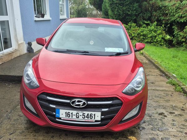 Hyundai i30 Hatchback, Diesel, 2016, Red