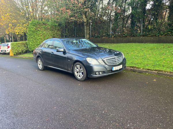 Mercedes-Benz E-Class Saloon, Diesel, 2010, Grey