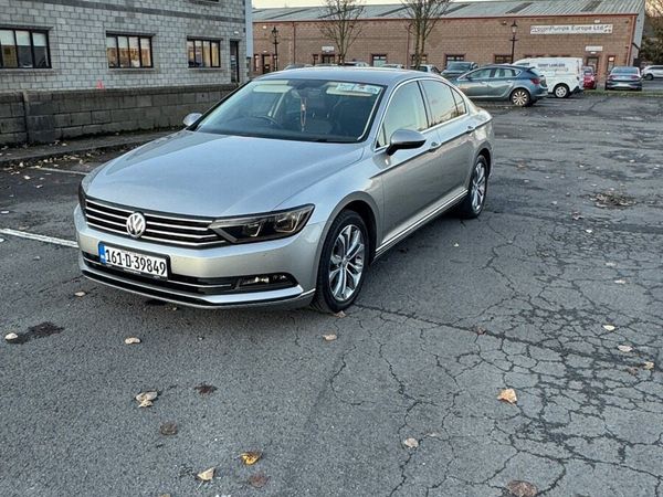 Volkswagen Passat Saloon, Diesel, 2016, Silver