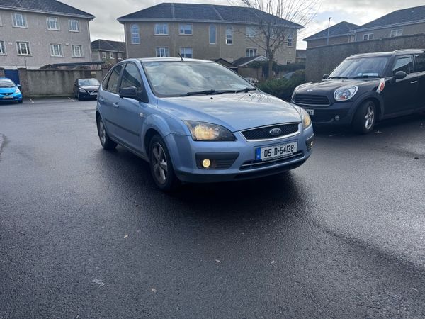 Ford Focus Hatchback, Petrol, 2005, Blue