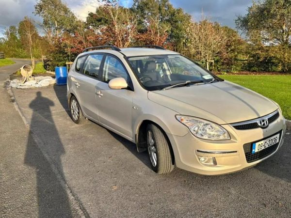 Hyundai i30 Estate, Diesel, 2008, Silver