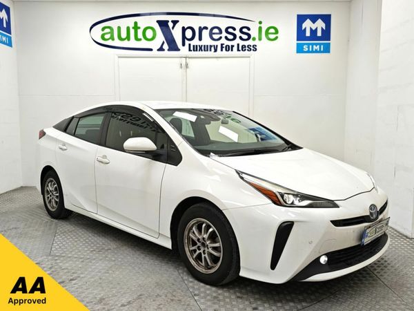 Toyota Prius Hatchback, Petrol Hybrid, 2021, White