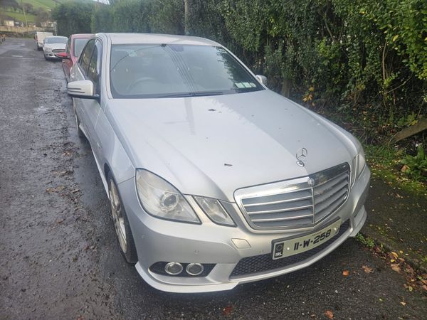 Mercedes-Benz E-Class Saloon, Diesel, 2011, Silver