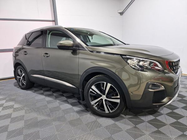 Peugeot 3008 MPV, Diesel, 2020, Grey