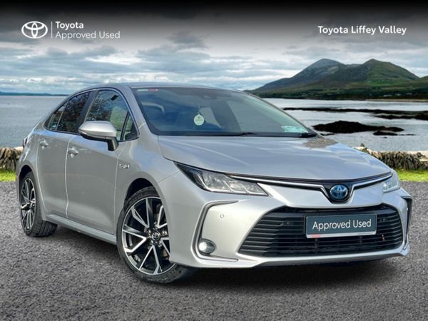 Toyota Corolla Saloon, Petrol Hybrid, 2019, Silver