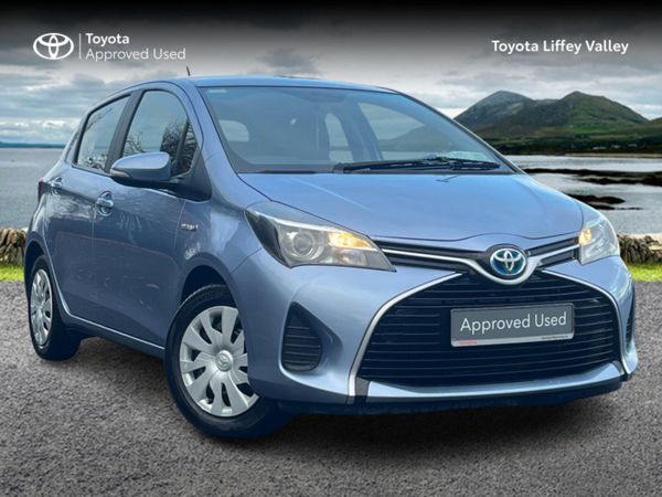 Toyota Yaris Hatchback, Petrol Hybrid, 2016, Blue