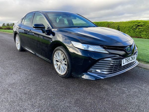Toyota Camry Saloon, Petrol Hybrid, 2020, Black