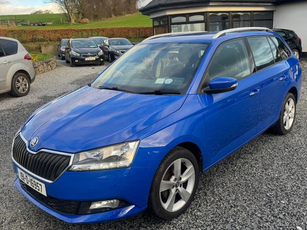 Skoda Fabia Estate, Petrol, 2019, Blue