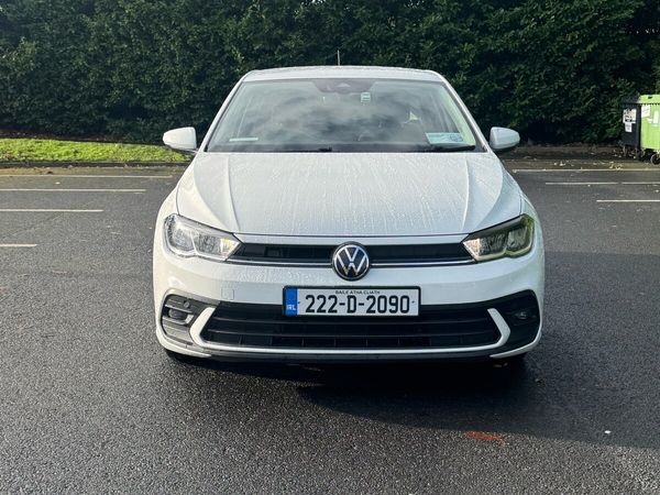 Volkswagen Polo Hatchback, Petrol, 2022, White