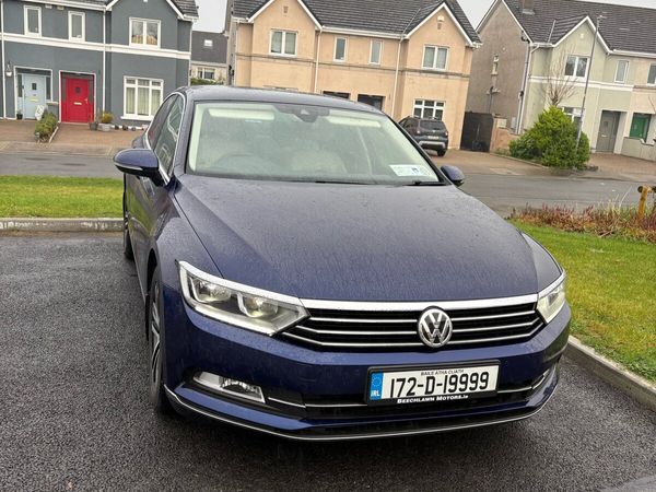 Volkswagen Passat Saloon, Diesel, 2017, Blue