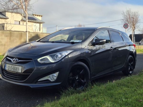 Hyundai i40 Estate/Jeep, Diesel, 2012, Grey