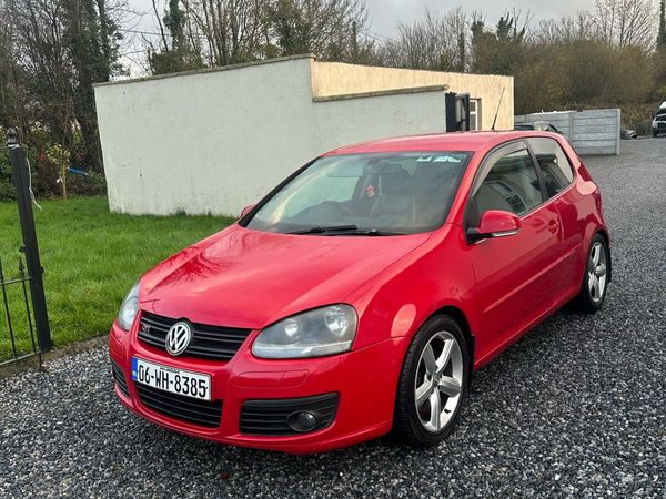 Volkswagen Golf Hatchback, Diesel, 2006, Red
