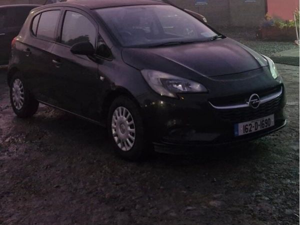 Opel Corsa Hatchback, Petrol, 2016, Black