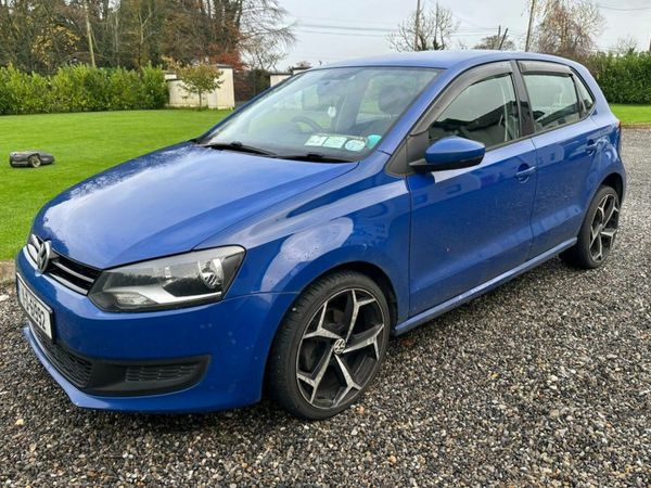 Volkswagen Polo Hatchback, Petrol, 2011, Blue