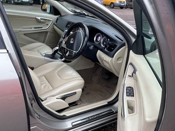 Volvo S60 Saloon, Diesel, 2013, Green