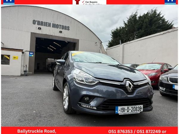 Renault Clio Hatchback, Petrol, 2019, Grey