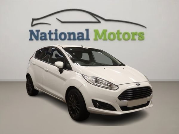 Ford Fiesta Hatchback, Petrol, 2014, White