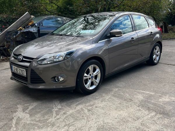 Ford Focus Hatchback, Diesel, 2012, Brown