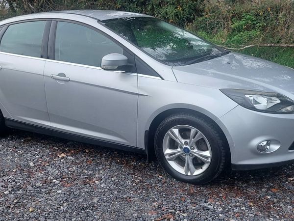 Ford Focus Saloon, Diesel, 2012, Silver