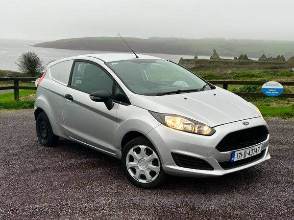 Ford Fiesta Hatchback, Diesel, 2017, Grey