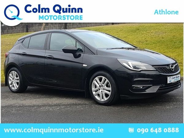 Opel Astra Hatchback, Diesel, 2021, Black