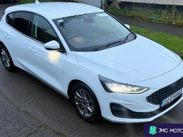 Ford Focus Hatchback, Petrol, 2023, White