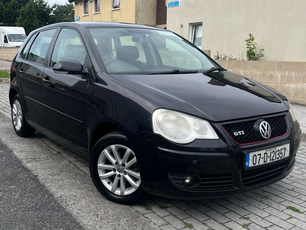 Volkswagen Polo Hatchback, Petrol, 2007, Black