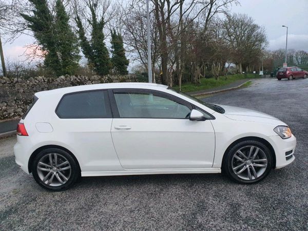 Volkswagen Golf Estate, Diesel, 2015, White