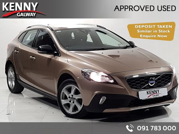Volvo V40 Hatchback, Diesel, 2016, Bronze