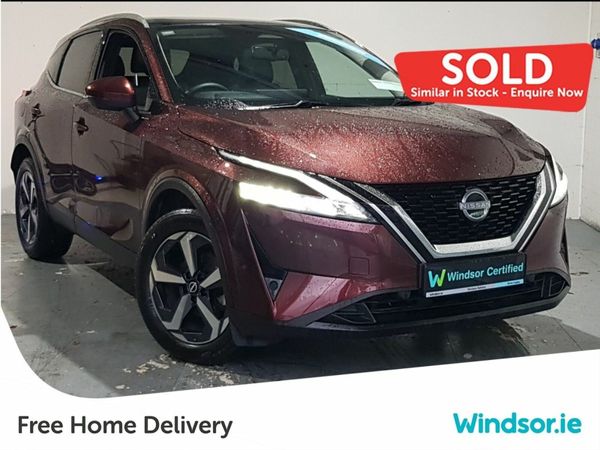 Nissan Qashqai MPV, Petrol, 2024, Red